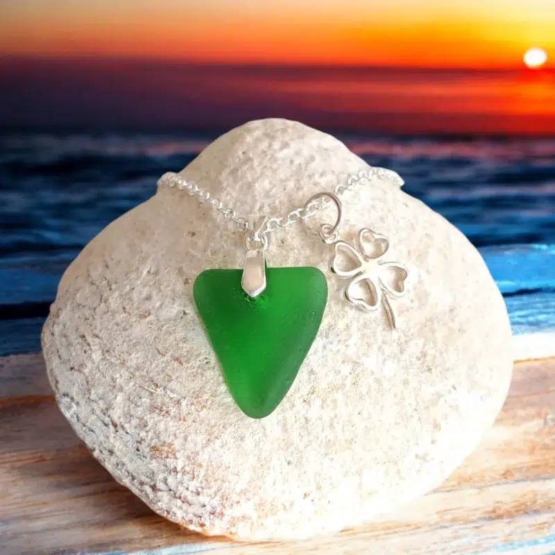 Уникално сребърно колие Сърце | Ръчно изработено бижу с морско стъкло | Crea Gifts | Ръчно изработени подаръци | Ръчно изработени бижута