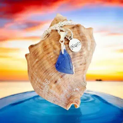 Ръчно изработено бижу Щастие | Сребърно колие за късмет с морско стъкло | Crea Gifts | Ръчно изработени подаръци | Ръчно изработени бижута