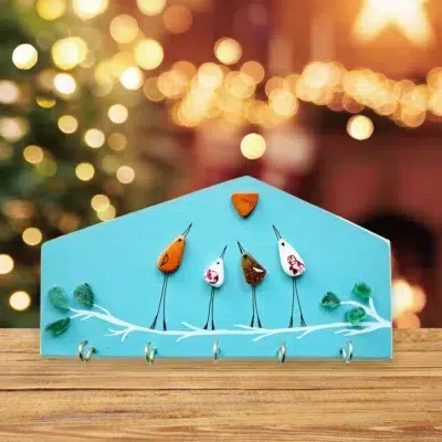 Ръчно изработен коледен подарък за семейство от четирима - Къщичка за ключове | Crea Gifts Art | Ръчно изработени подаръци