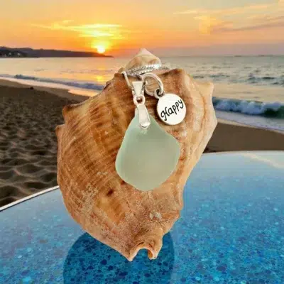 Ръчно изработено бижу Щастие | Сребърно колие за късмет с морско стъкло | Crea Gifts | Ръчно изработени подаръци | Ръчно изработени бижута