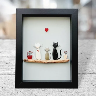 Ръчно изработен подарък за Свети Валентин - картина Семейство 3 котета | Семейство от трима | Подарък за годишнина от сватба | Crea Gifts Art | Ръчно изработени подаръци